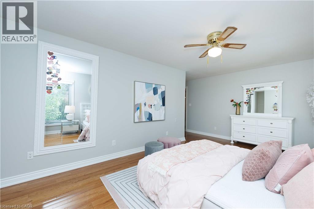8 CHEVAL Drive - Image 36