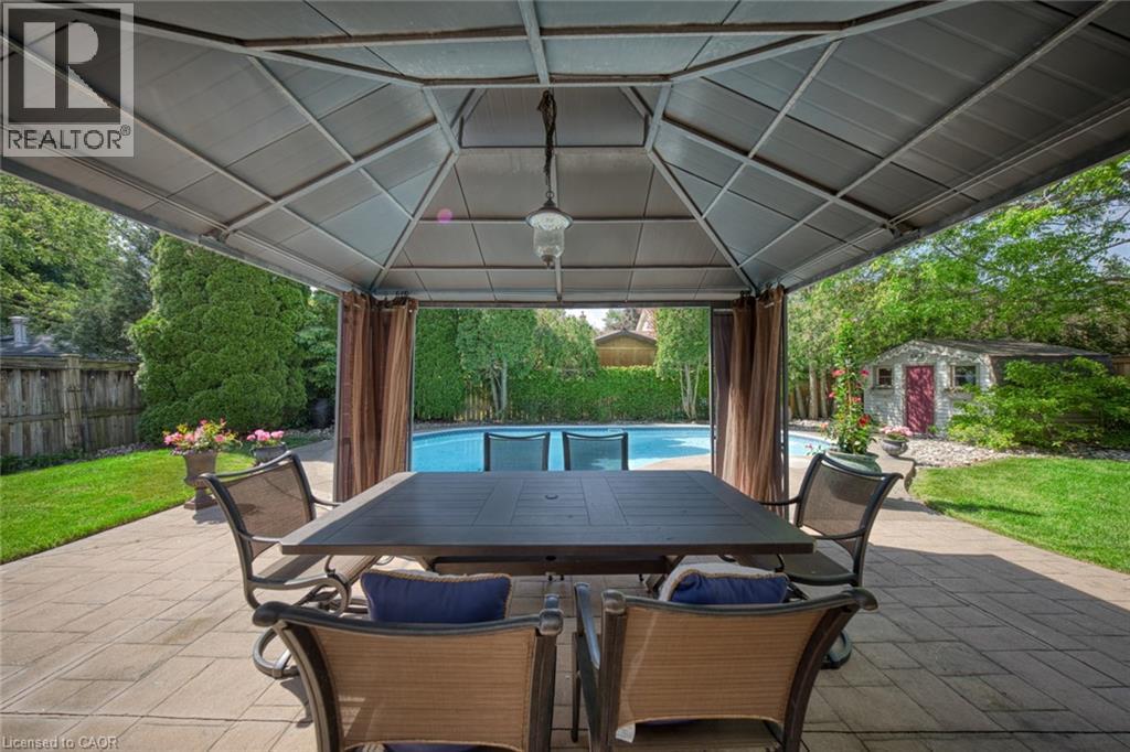 8 CHEVAL Drive - Image 47