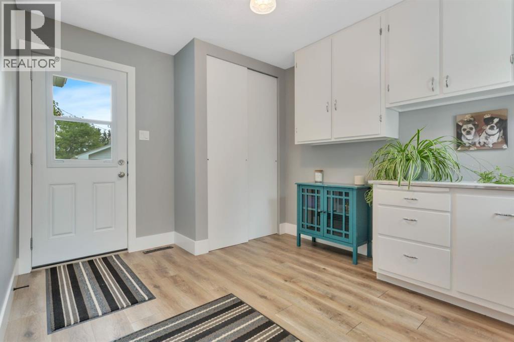Listing photo – 4832 53 Avenue, Eckville