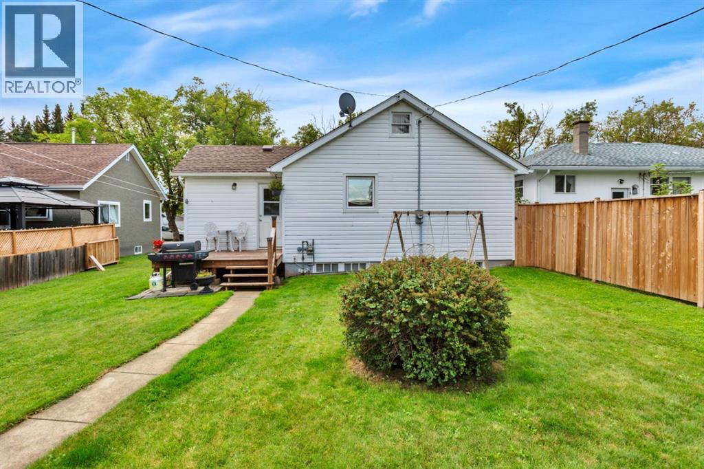 Listing photo – 4832 53 Avenue, Eckville
