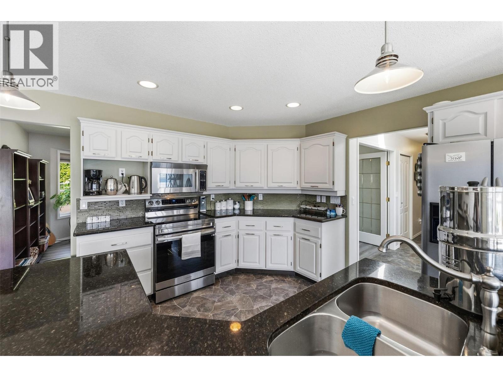 422 Ridge Road, Penticton — photo 6