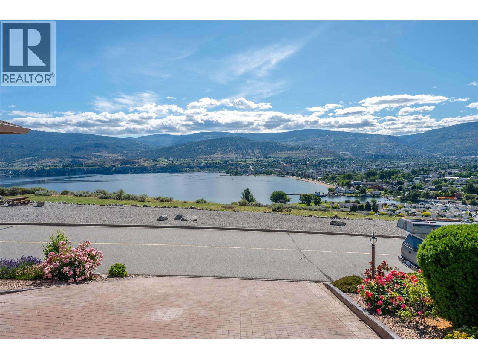 422 Ridge Road - 66