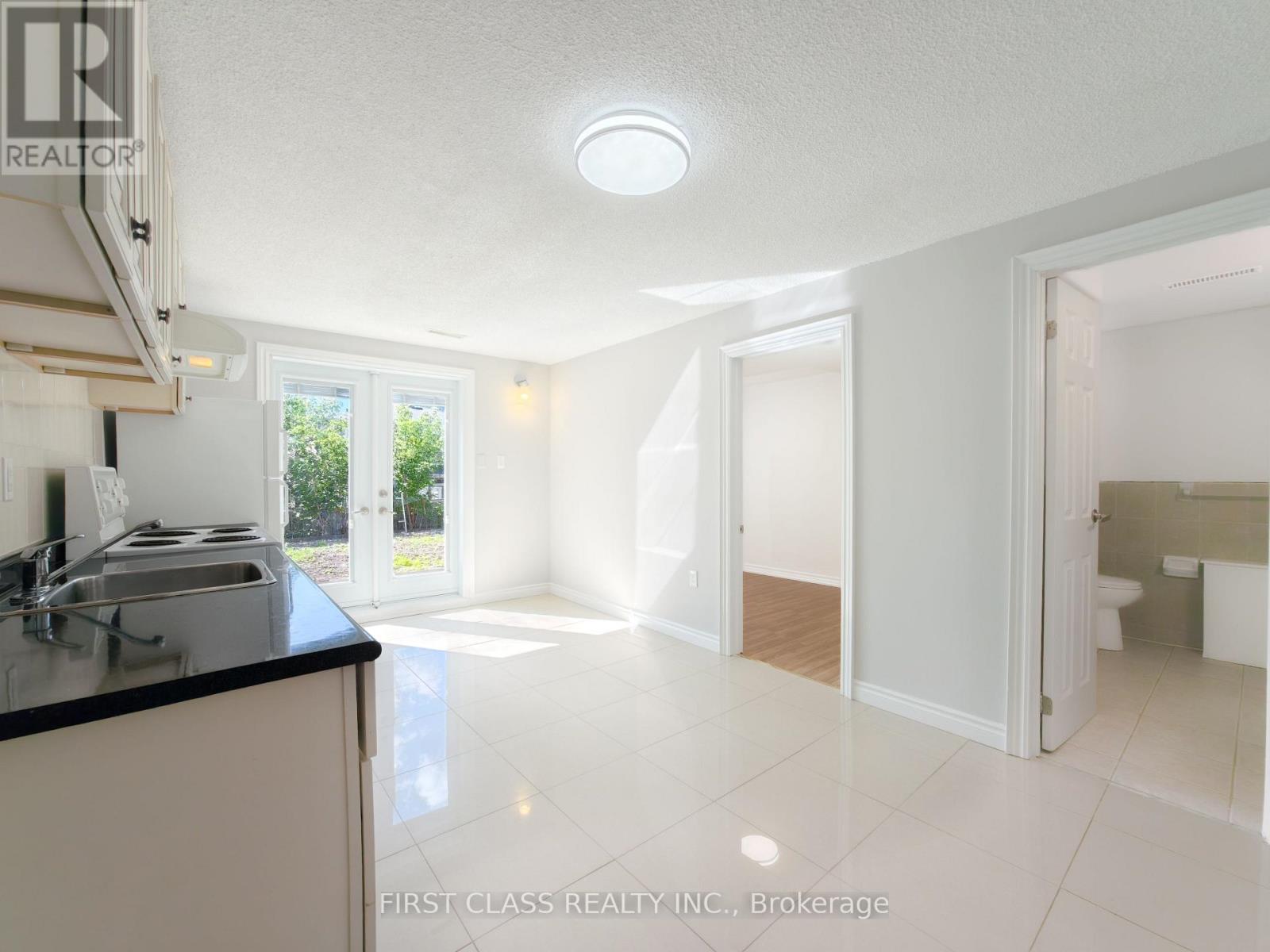 62 MUIRLANDS DRIVE - 21