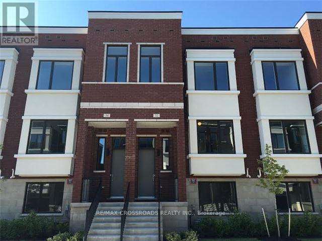 32 AMBLER LANE