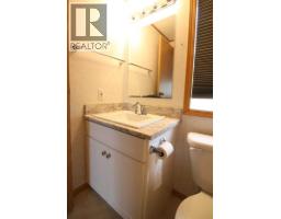 4pc Bathroom - 9 Driftwood Drive, High Level, AB T0H1Z0 Photo 6