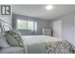 3811 52 Avenue, Ponoka, AB T4J1C8 Photo 23