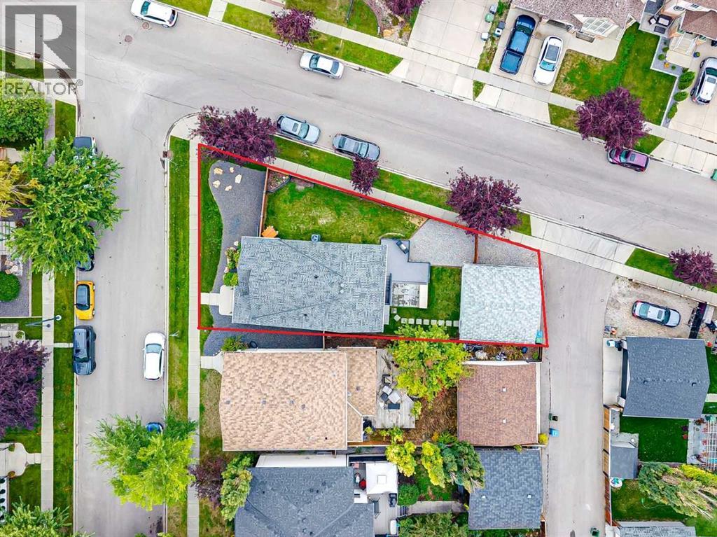 108 Elgin Manor SE, McKenzie Towne, Calgary photo 3