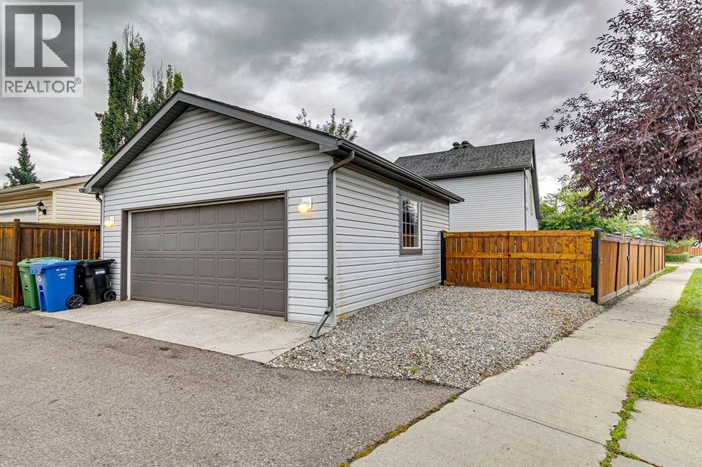 108 Elgin Manor SE - Image 35