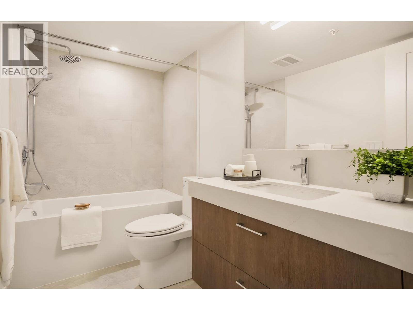 101 378 W 45TH AVENUE, Vancouver