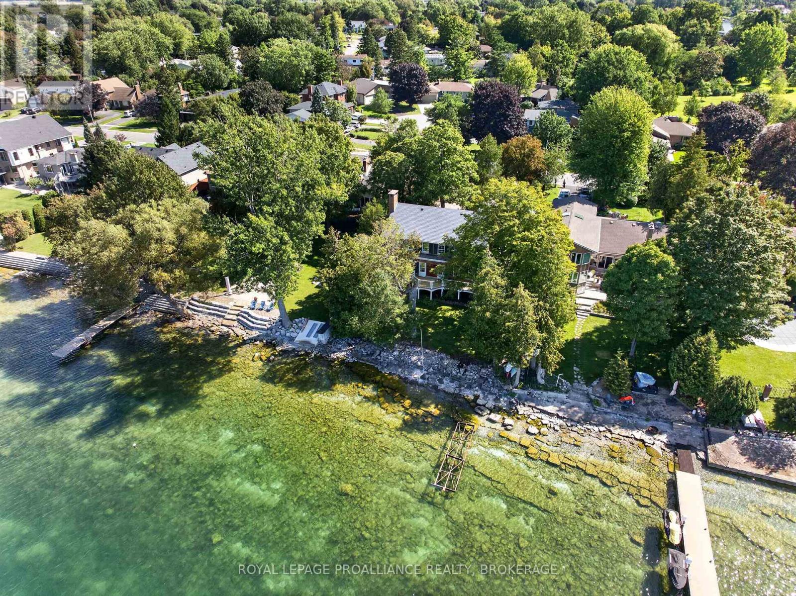 110 LAKESHORE BOULEVARD, Kingston (City SouthWest) — photo 2
