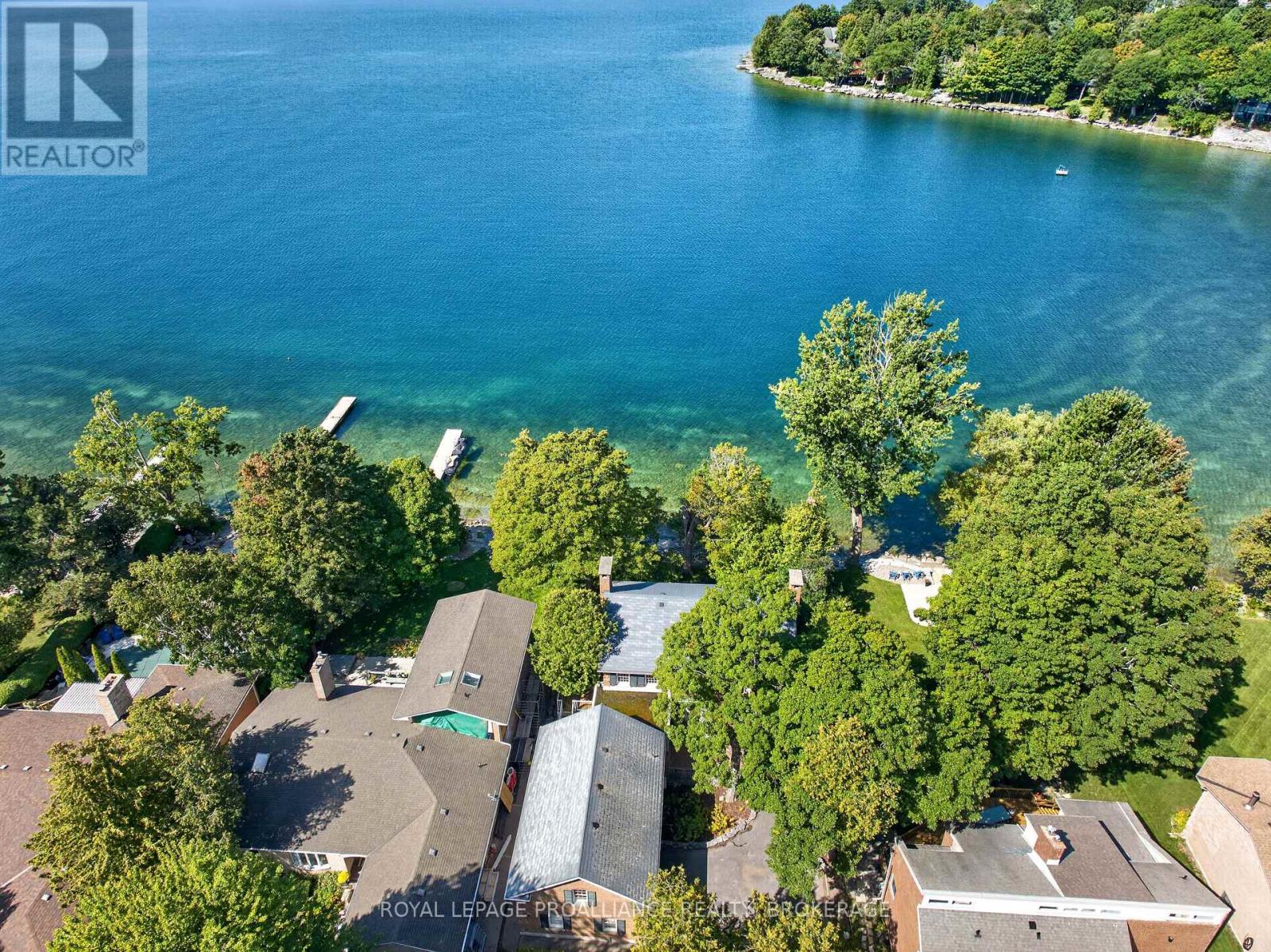 110 LAKESHORE BOULEVARD, Kingston (City SouthWest) — photo 3