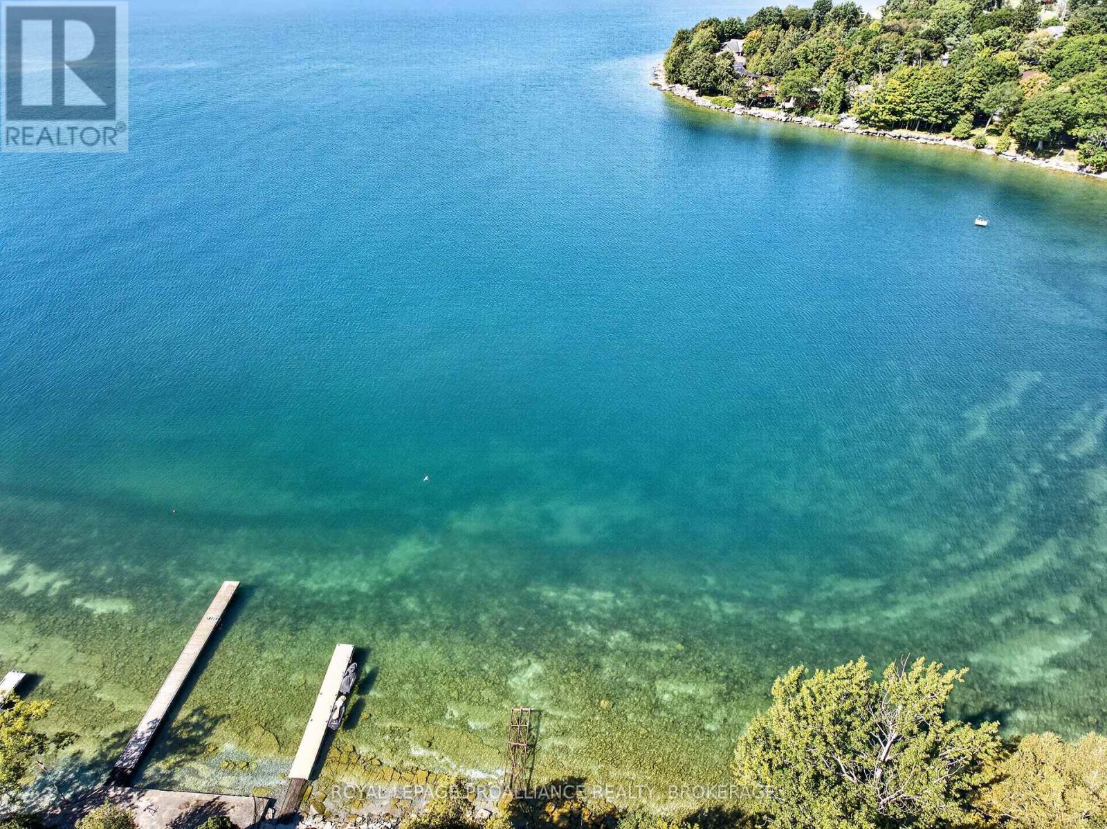 110 LAKESHORE BOULEVARD - Image 37