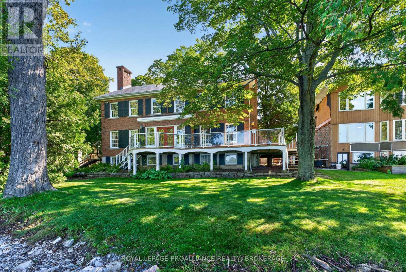 110 LAKESHORE BOULEVARD - Image 46