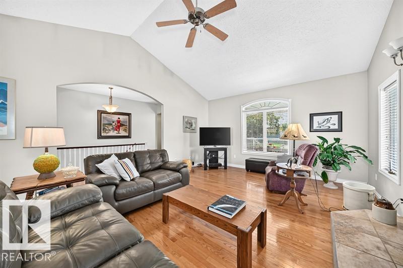 9802 102 ST - Image 13