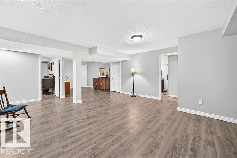 9802 102 ST - Image 39