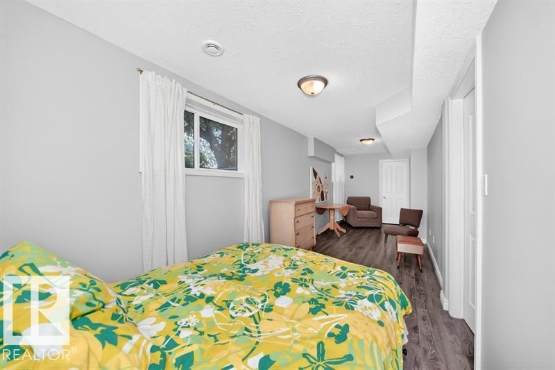 9802 102 ST - 43