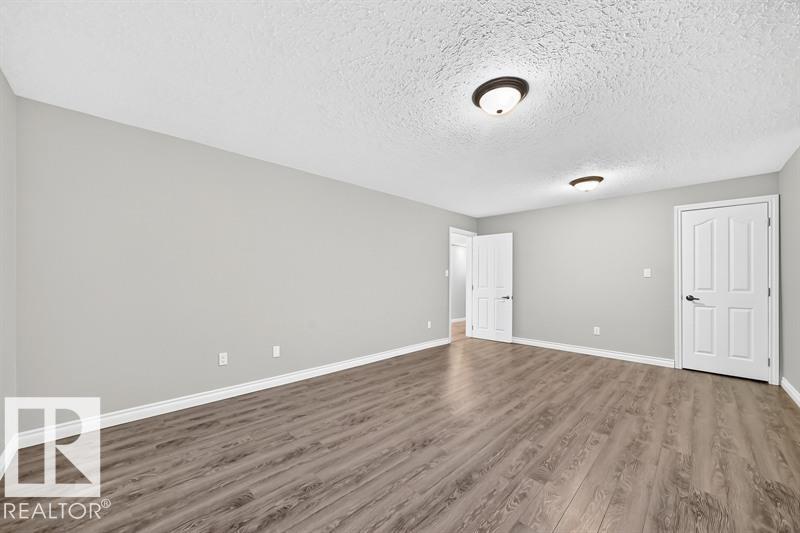 9802 102 ST - Image 44