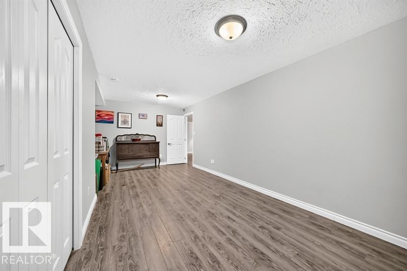 9802 102 ST - Image 47