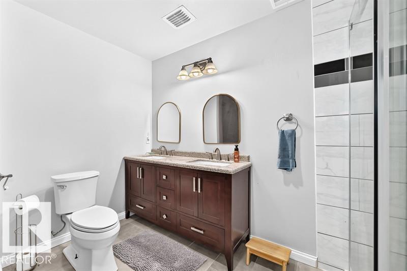 9802 102 ST - Image 48