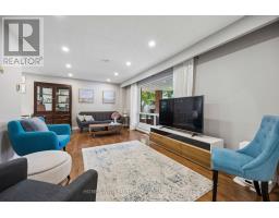 Living room - 34 Rustywood Drive, Toronto, ON M3A1R8 Photo 10