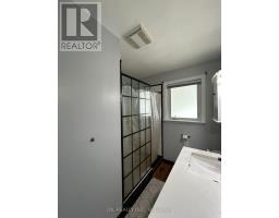 One Bedroom Main Floor - 110 Robinson St Street, Markham, ON L3P1P1 Photo 6