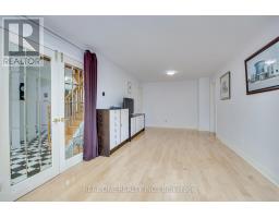 Living room - 71 Stock Avenue, Toronto, ON M8Z5C5 Photo 14