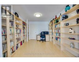 71 Stock Avenue, Toronto, ON M8Z5C5 Photo 31