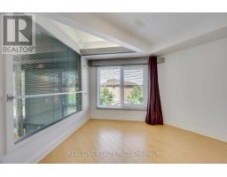 71 Stock Avenue, Toronto, ON M8Z5C5 Photo 32