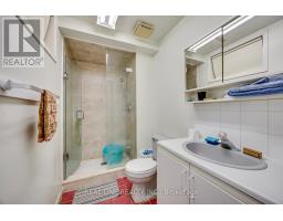 71 Stock Avenue, Toronto, ON M8Z5C5 Photo 41