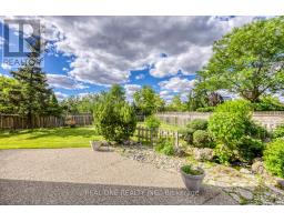 71 Stock Avenue, Toronto, ON M8Z5C5 Photo 48