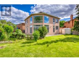 71 Stock Avenue, Toronto, ON M8Z5C5 Photo 50