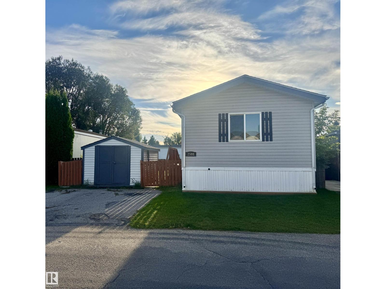 2508 West Port RD NW - 1