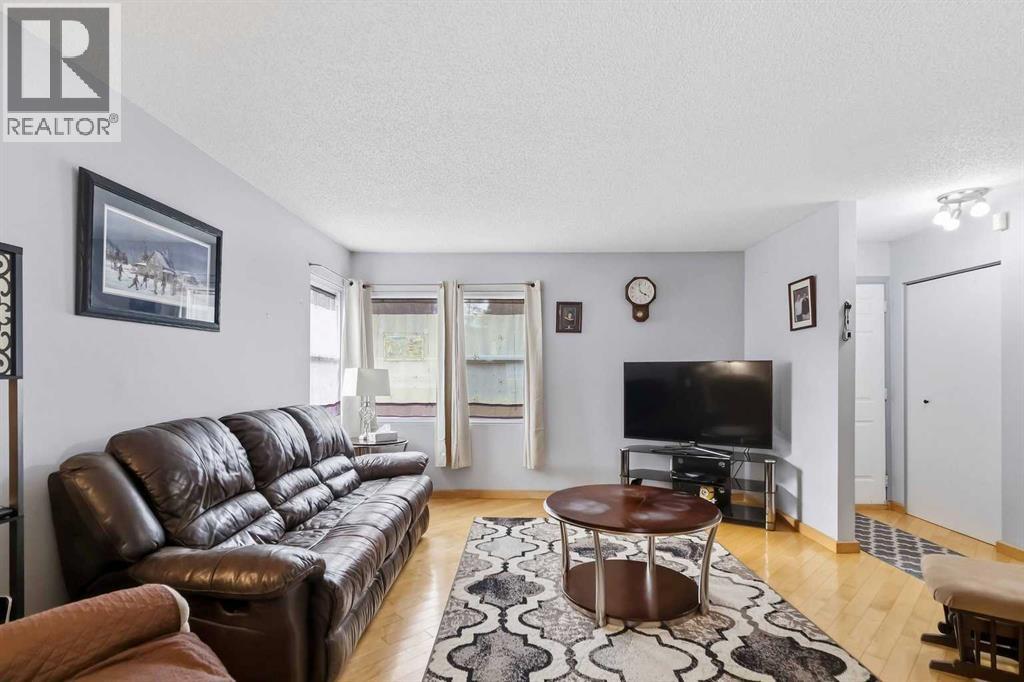 63 Birch Road, Fort McMurray