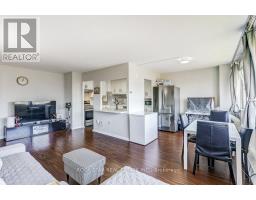 708 - 10 Sunny Glenway, Toronto, ON M3C2Z3 Photo 10