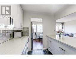 708 - 10 Sunny Glenway, Toronto, ON M3C2Z3 Photo 14