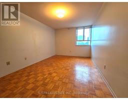407 - 5 Massey Square, Toronto, ON M4C5L6 Photo 10