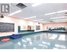 407 - 5 Massey Square, Toronto, ON M4C5L6 Photo 16