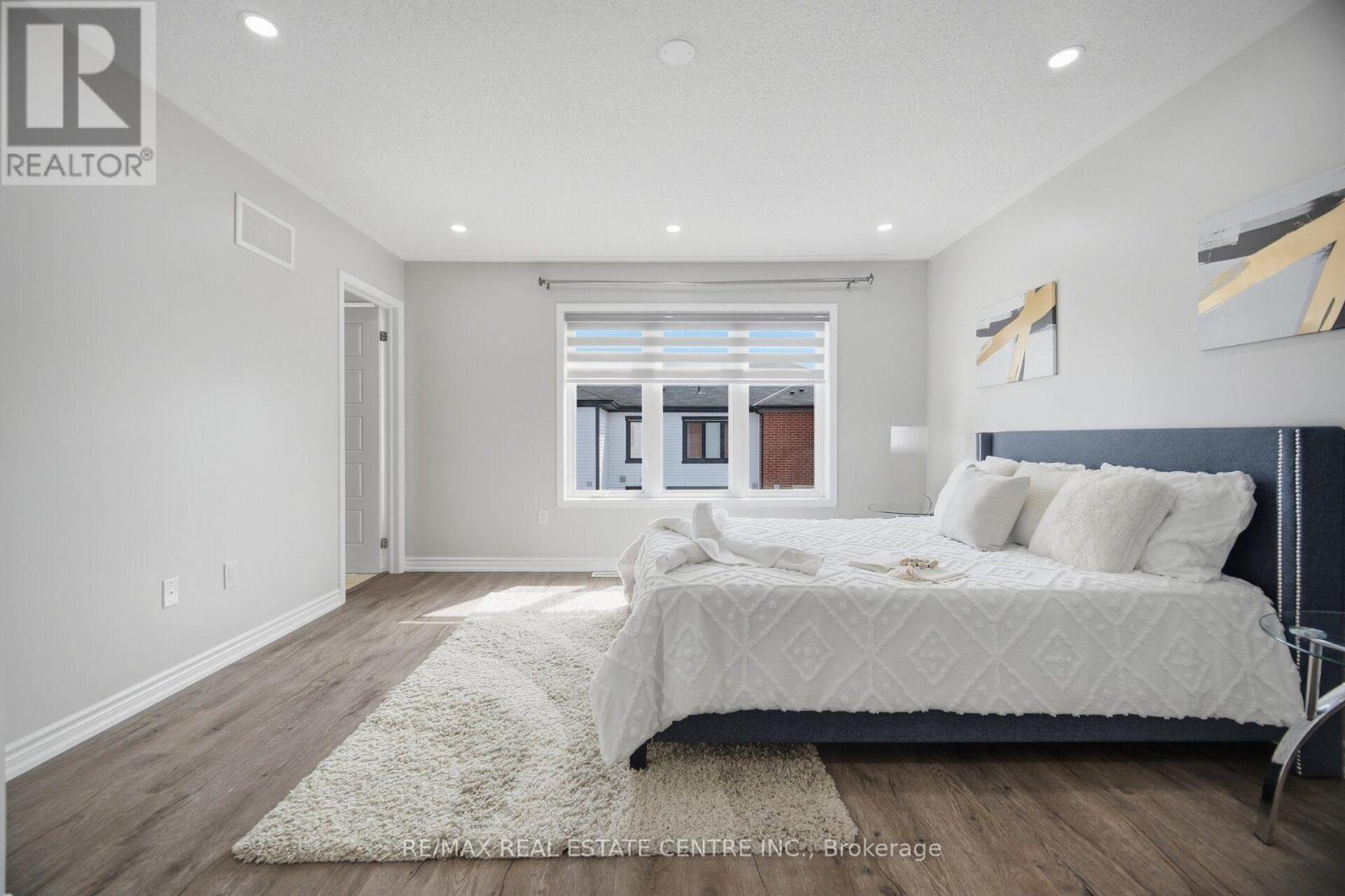 #25 975 WHITLOCK AVENUE - 29