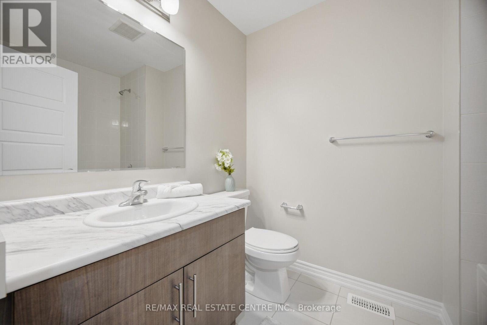 #25 975 WHITLOCK AVENUE - 40