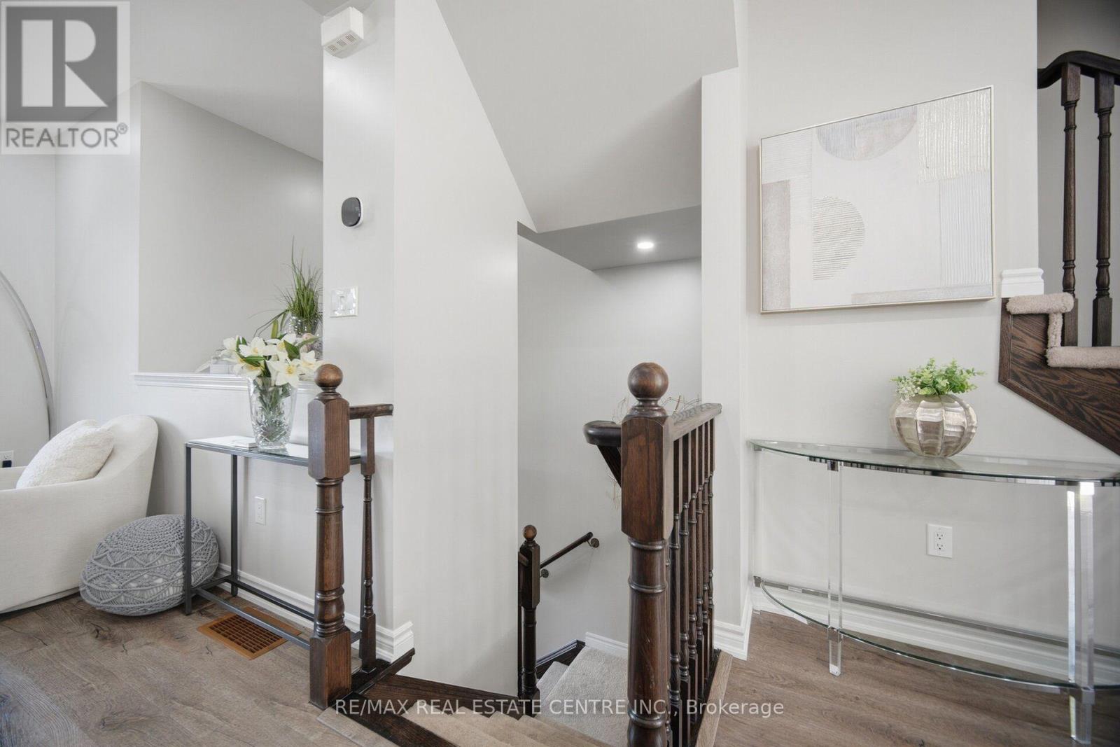 #25 975 WHITLOCK AVENUE - 4