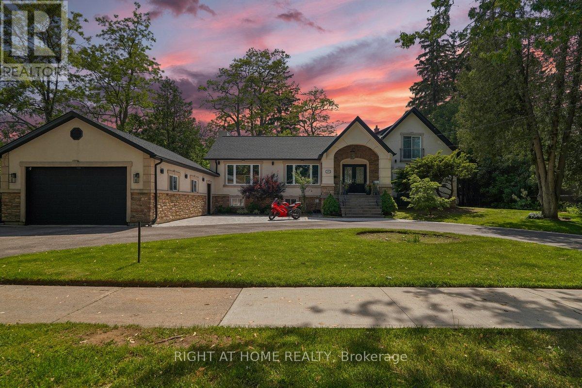 2090 STONEHOUSE CRESCENT - 27