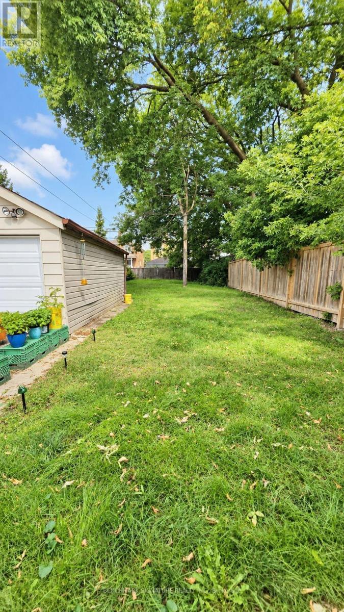 BASEMENT - 238 TORRENS AVENUE, Toronto (East York) — photo 4