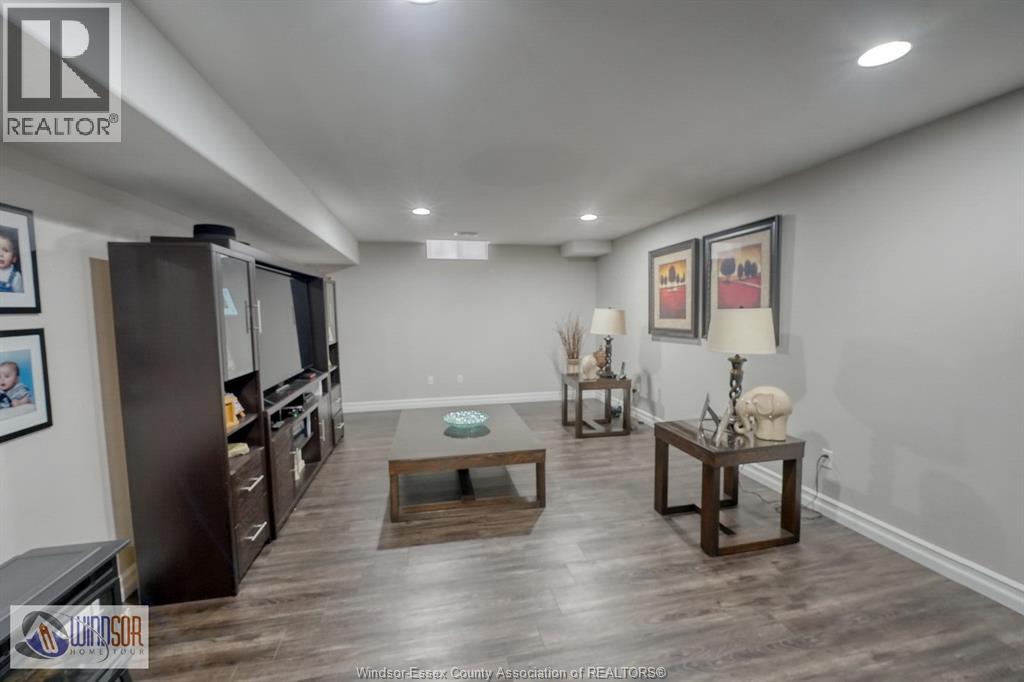 1412 HELSINKI COURT - 37