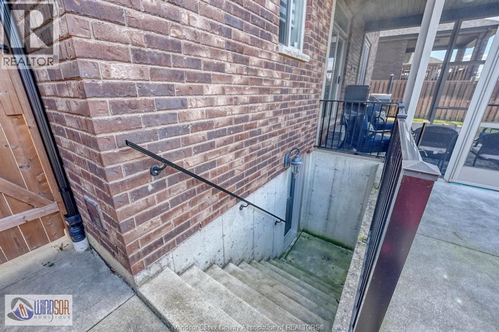 1412 HELSINKI COURT - 41