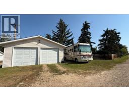 611 6 Avenue W, Hanna, AB T0J1P0 Photo 39