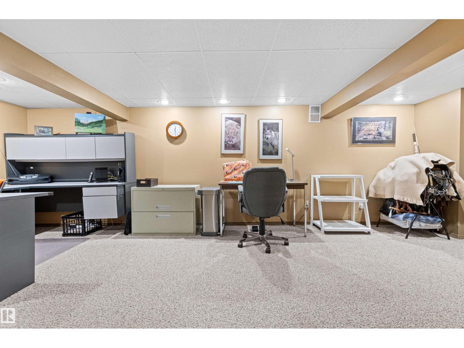 11 WENTWORTH CR - 49