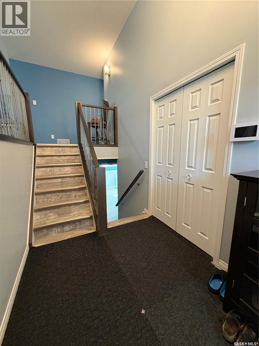 535 LaLoche ROAD, Saskatoon Saskatchewan — photo 3