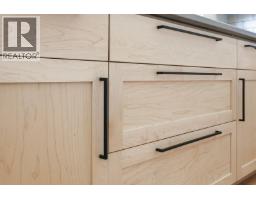 Kitchen - 2302 Happy Valley Road, Rossland, BC V0G1Y0 Photo 16
