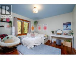 2302 Happy Valley Road, Rossland, BC V0G1Y0 Photo 37