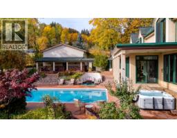 Full bathroom - 2302 Happy Valley Road, Rossland, BC V0G1Y0 Photo 6